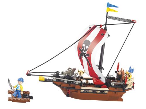 Sluban M38-B0279 Pirate Ship
